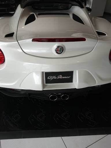 Used Car Dealer «Genesis Auto Sales Inc.», reviews and photos, 29187 Gratiot Ave, Roseville, MI 48066, USA