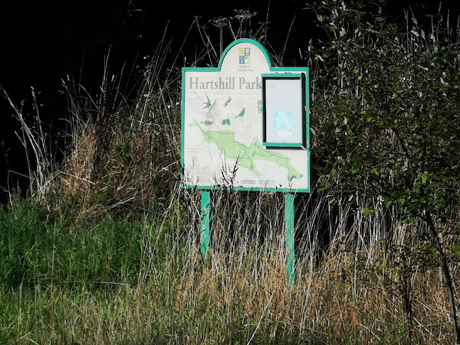 Comments and reviews of Hartshill Nature Reserve Car Park