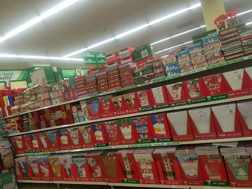 Dollar Store «Dollar Tree», reviews and photos, 132-23 14th Ave, College Point, NY 11356, USA