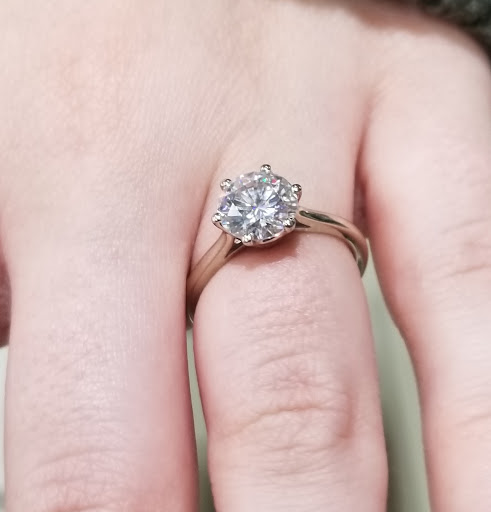 Jewelry Store «Dale Robertson Jewelry Co., LLC», reviews and photos, 784 Loveland-Miamiville Rd #300, Loveland, OH 45140, USA