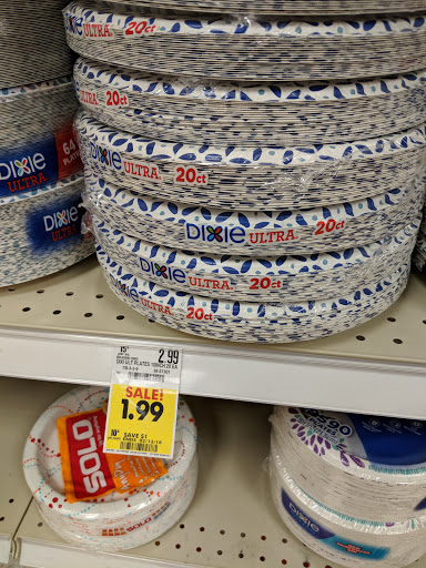 Grocery Store «Schnucks», reviews and photos, 3100 Madison Ave, Granite City, IL 62040, USA