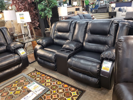 Furniture Store «Furniture On Consignment», reviews and photos, 4506 E 13th St N, Wichita, KS 67208, USA