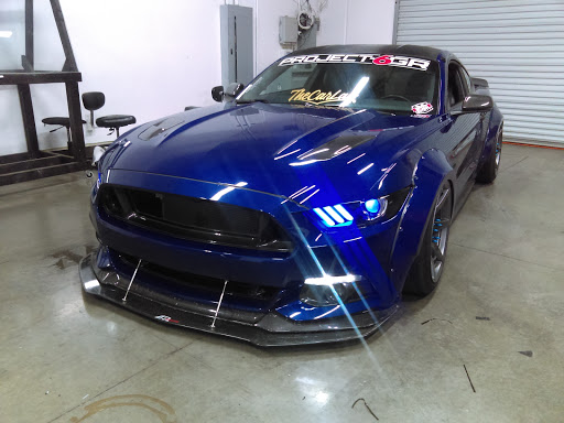 Endless Autosalon Vehicle Wraps and Automotive Window Tint image