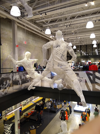 Clothing Store «Nike Miami», reviews and photos, 1035 Lincoln Rd, Miami Beach, FL 33139, USA