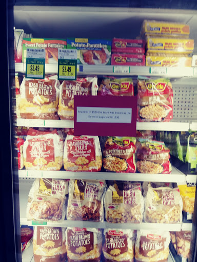 Supermarket «Hollywood Super Market», reviews and photos, 29200 N Campbell Rd, Madison Heights, MI 48071, USA