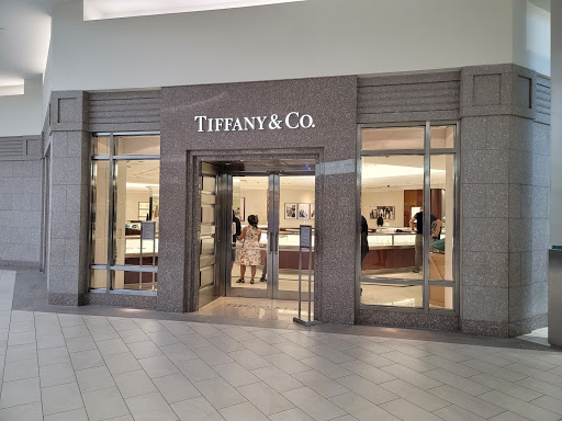 Jewelry Store «Tiffany & Co.», reviews and photos, 6000 Glades Rd, Boca Raton, FL 33431, USA