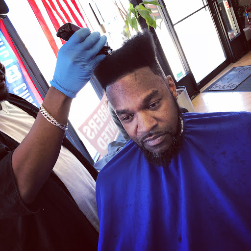 Barber Shop «Cut It Out Barbershop», reviews and photos, 7151 W Grand Ave, Chicago, IL 60707, USA