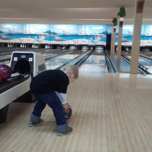 Bowling Alley «Lakeshore Lanes», reviews and photos, 31025 Jefferson Ave, St Clair Shores, MI 48082, USA