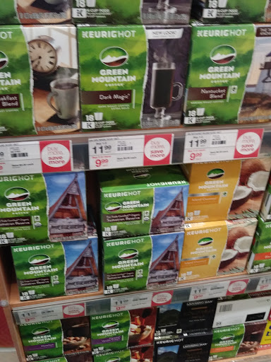 Office Supply Store «Staples», reviews and photos, 24-41 31st St, Astoria, NY 11102, USA