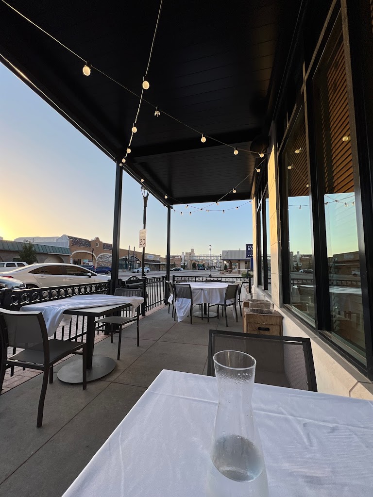 YaYa's Euro Bistro 67401