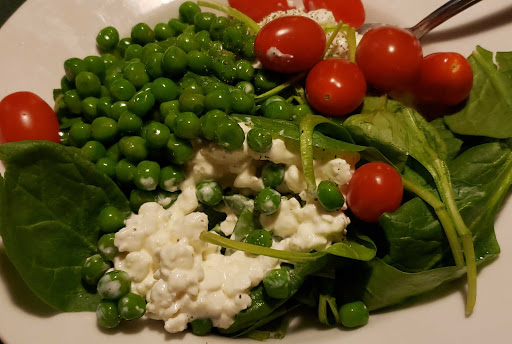 Pizza Restaurant «Round Table Pizza - University Place, WA», reviews and photos, 7011 27th St W, University Place, WA 98466, USA