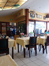 Atmosphère du Hôtel Restaurant Au Grand Large à Ploubazlanec - n°5