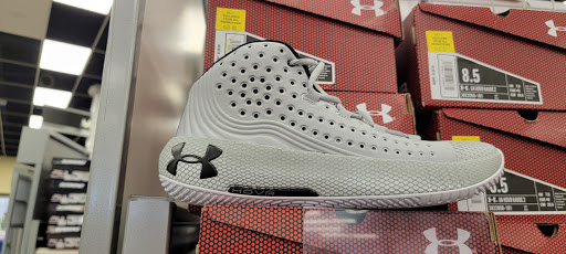 Shoe Store «Shoe Carnival», reviews and photos, 2105 N Prospect Ave, Champaign, IL 61822, USA