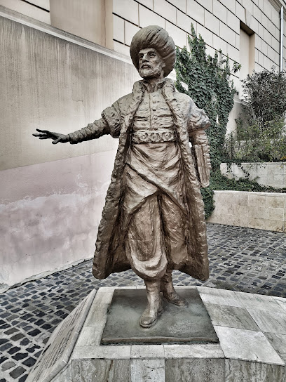 Ibrahim Pecsevi szobor