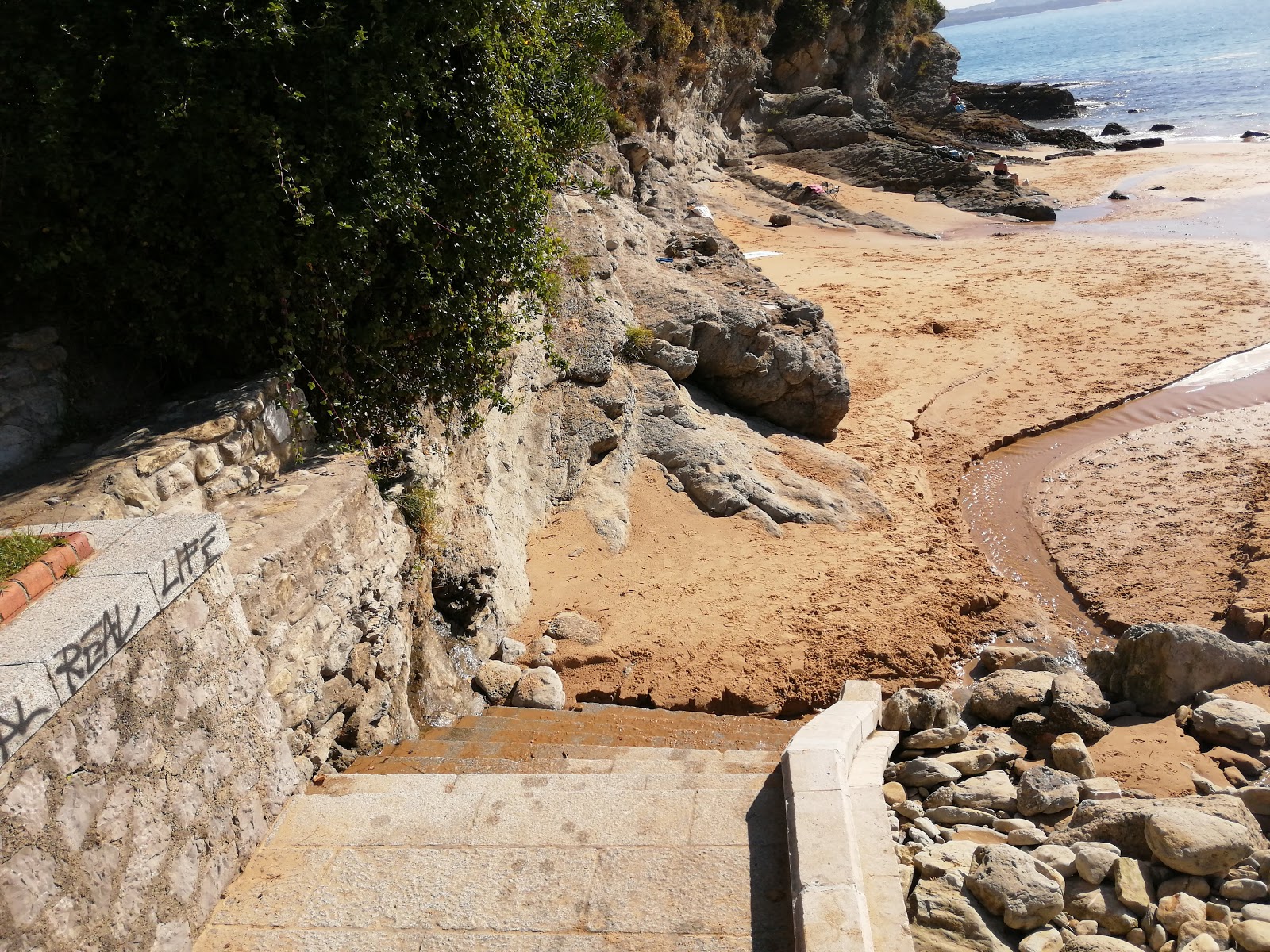 Playa de Los Molinucos photo #9