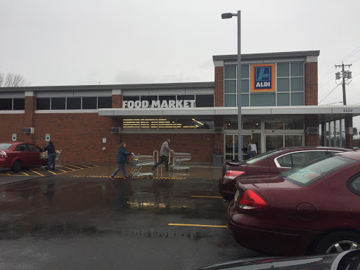 Supermarket «ALDI», reviews and photos, 6820 E Genesee St, Fayetteville, NY 13066, USA