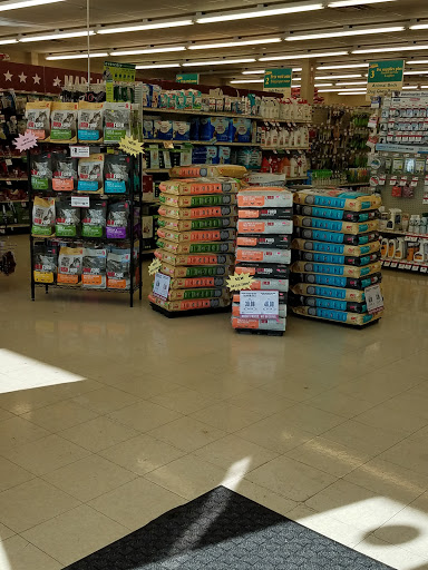 Pet Supply Store «Pet Supplies Plus», reviews and photos, 887 N Lexington-Springmill Rd, Mansfield, OH 44906, USA