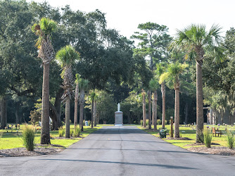 Holy Cross Cemetery