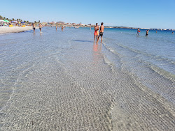 Spiaggia Di Putzu Idu'in fotoğrafı - rahatlamayı sevenler arasında popüler bir yer