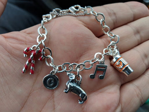 Jewelry Store «James Avery Jewelry», reviews and photos, 2900-C W Anderson Ln, Austin, TX 78757, USA