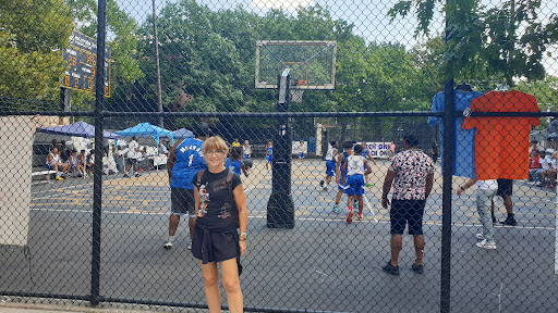 Park «Holcombe Rucker Park», reviews and photos, 280 W 155th St, New York, NY 10039, USA