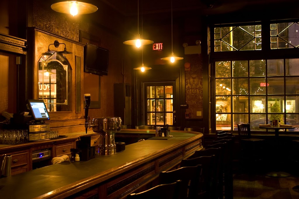 Broadway Grille + Underground 18229