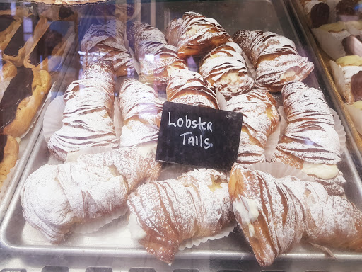 Bakery «Antoines Pastry Shop», reviews and photos, 317 Watertown St, Newton, MA 02458, USA