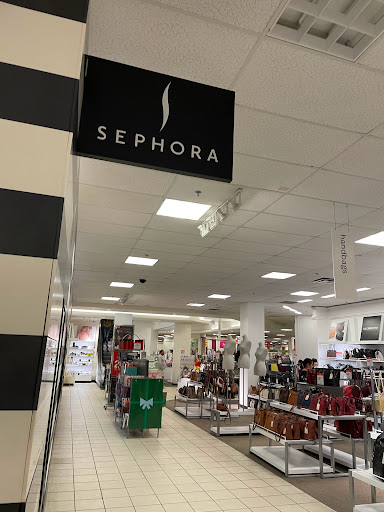 Department Store «JCPenney», reviews and photos, 3800 US Hwy 98 N #200, Lakeland, FL 33809, USA