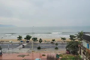 Anstay Beach Da Nang image