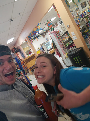 Mexican Grocery Store «La Azteca Taqueria & Market», reviews and photos, 452 TN-46, Dickson, TN 37055, USA