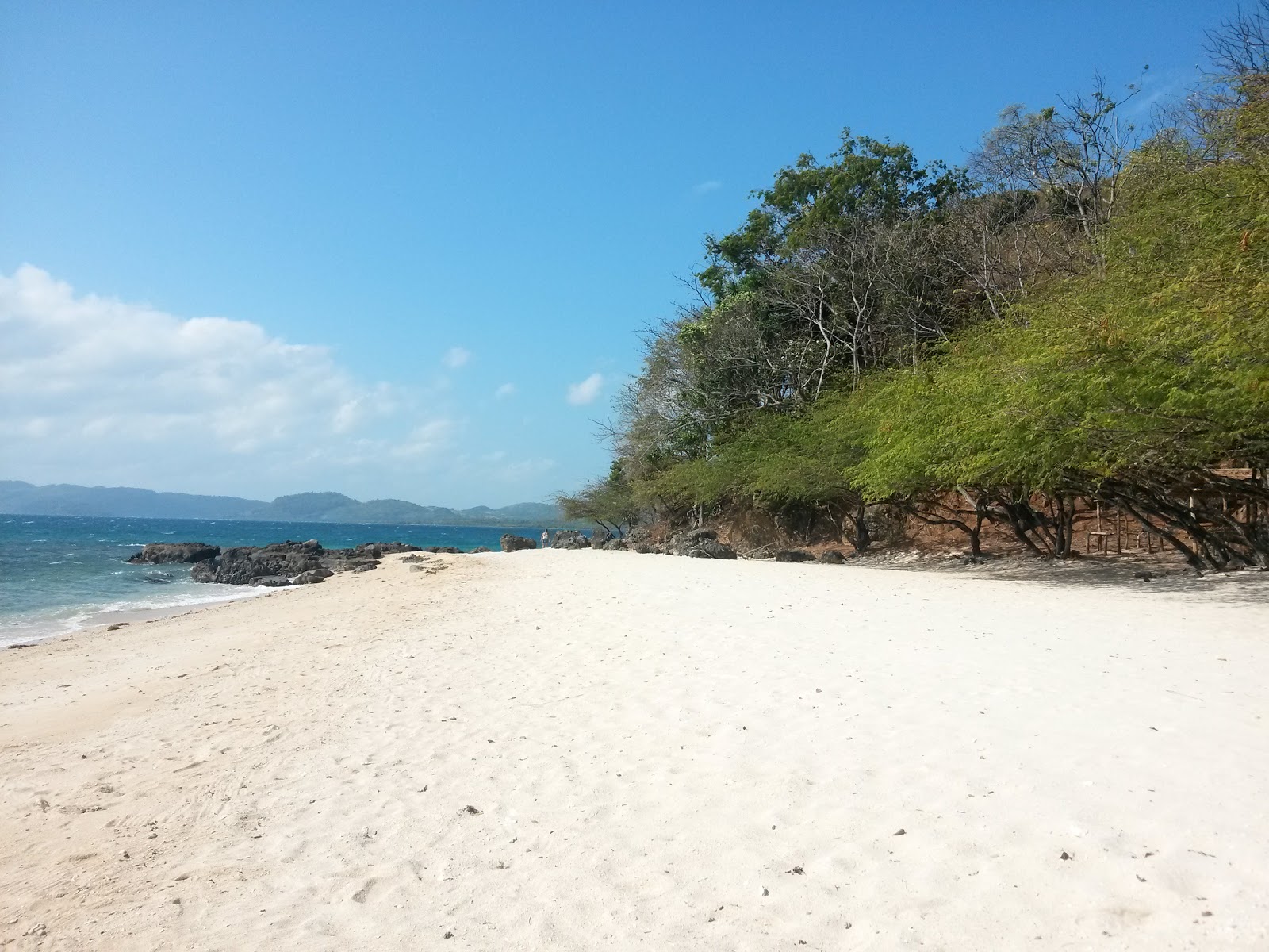 Foto von Buktot Beach wilde gegend