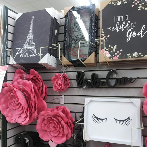 Craft Store «Hobby Lobby», reviews and photos, 23865 Eureka Rd, Taylor, MI 48180, USA