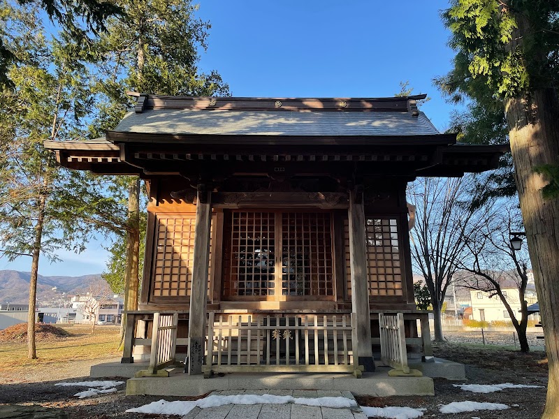 八剣神社