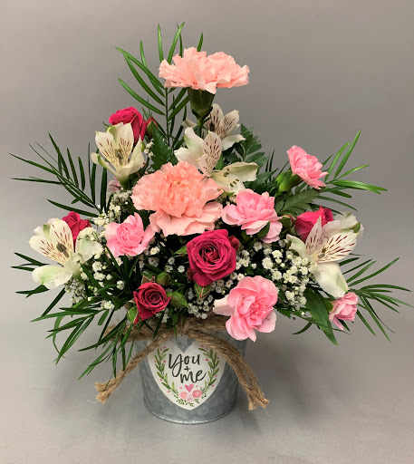 Florist «Harriets Flowers», reviews and photos, 226 College Ave W, Ruskin, FL 33570, USA