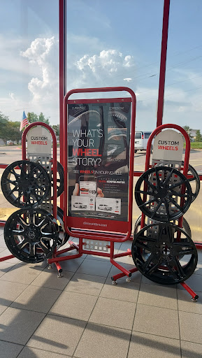 Tire Shop «Discount Tire Store - Irving, TX», reviews and photos, 3516 W Airport Fwy, Irving, TX 75062, USA