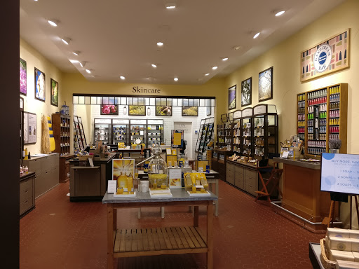 Shopping Mall «Eastview Mall», reviews and photos, 7979 Pittsford Victor Rd, Victor, NY 14564, USA