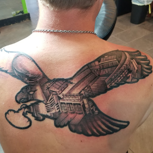 Tattoo Shop «Mr Tattoo», reviews and photos, Mr Tattoo, 673 High St, Burlington, NJ 08016, USA