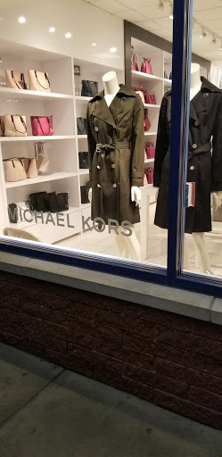 Fashion Accessories Store «Michael Kors», reviews and photos, 1 Outlet Blvd #400, Wrentham, MA 02093, USA