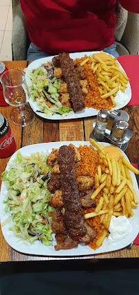 Kebab du Restaurant turc İSTANBUL GRILL à Fontenay-aux-Roses - n°4