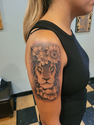 Tattoo Shop «2 Tone Tattoos», reviews and photos, 116 Clinton St, Montgomery, NY 12549, USA