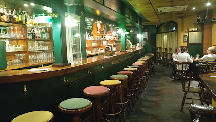 Cerveseria Dickens - Plaça de la Pietat, 6, 08500 Vic, Barcelona, Spain