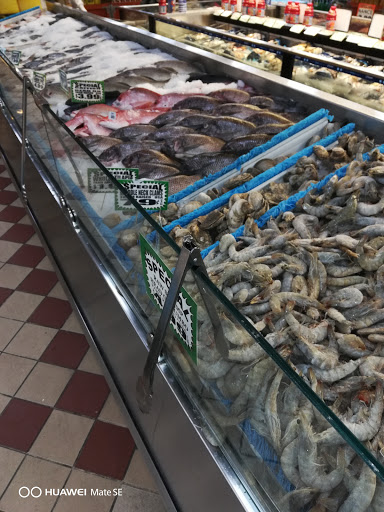 Supermarket «Lewis Fresh Market», reviews and photos, 2727 Grand Ave, Waukegan, IL 60085, USA