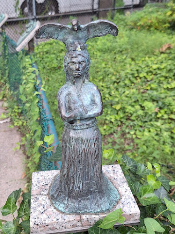 West 111th Street People's Garden by null