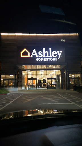 Furniture Store «Ashley HomeStore», reviews and photos, 3839 Emery St #300, Emeryville, CA 94608, USA