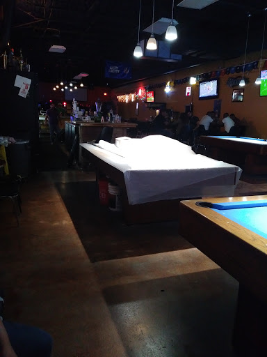 Bar «Hot Shots Bar», reviews and photos, 640 N Ed Carey Dr, Harlingen, TX 78550, USA