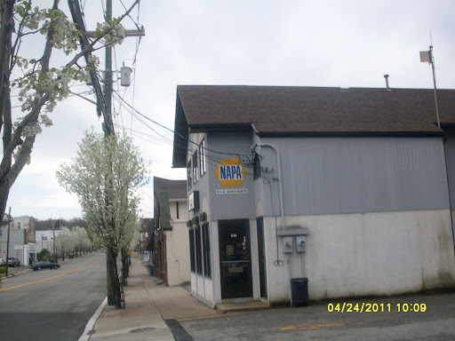 NAPA Auto Parts P & A Auto Parts, 614 Pompton Ave, Cedar Grove, NJ 07009, USA, 
