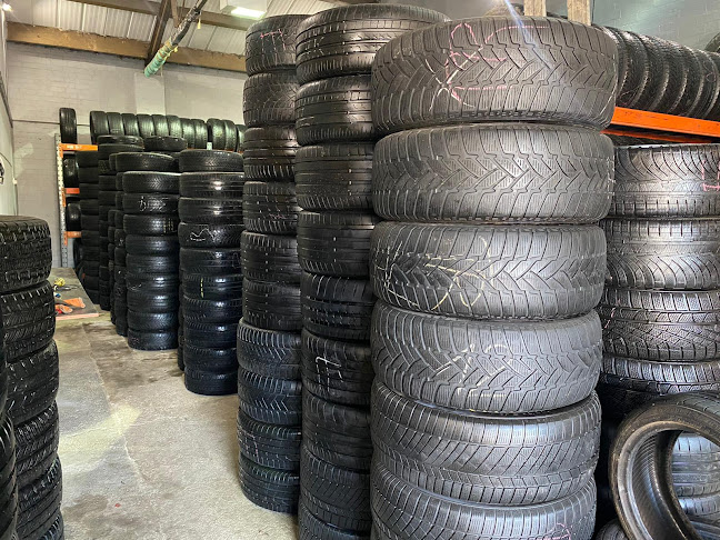 Comments and reviews of Pitstop Tyres Leicester