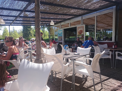 Restaurante Burguer La Piscina - Travesía Dr. Santos Olivera, 4, 6, 24286 Hospital de Órbigo, León, Spain