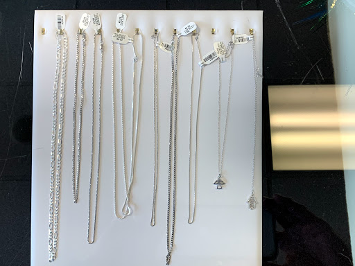 Pawn Shop «88 Pawn», reviews and photos, 634 W Veterans Pkwy, Yorkville, IL 60560, USA