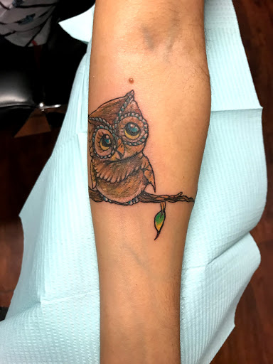 Explore easy hand tattoo ideas, creative tattoo ideas in Seymour, available at American Gypsy Tattoo Corp.